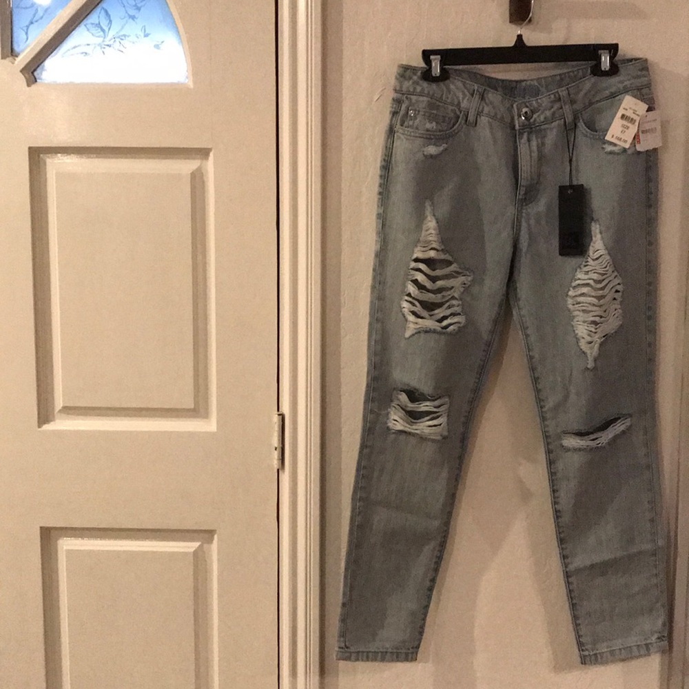DL 1961 size 27 ripped denim NWT